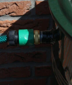 RENNER Metall-Regentonne Inkl. Steckanschluss, 150 L, Dunkelgrün -Garten Umfassend Geschäft 6609481 WE DE 004 RegenwasserSammeltonnemitSteckanschlussca150l